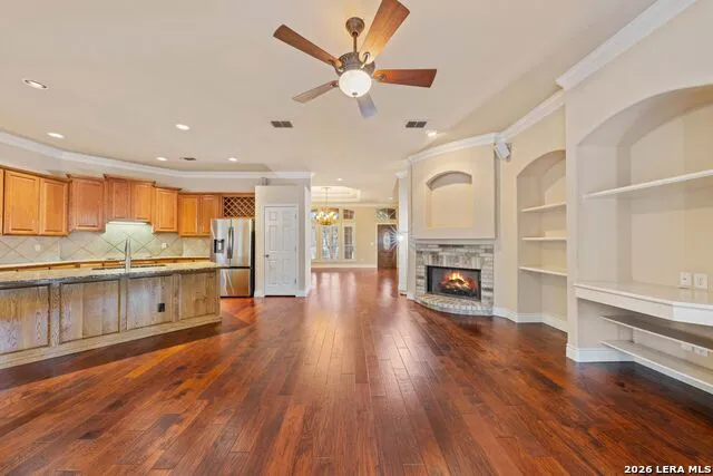 1711 Sandringham San Antonio, TX 78258