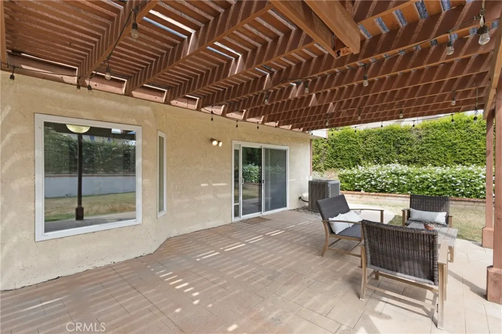 11530 Moonridge Whittier, CA 90601