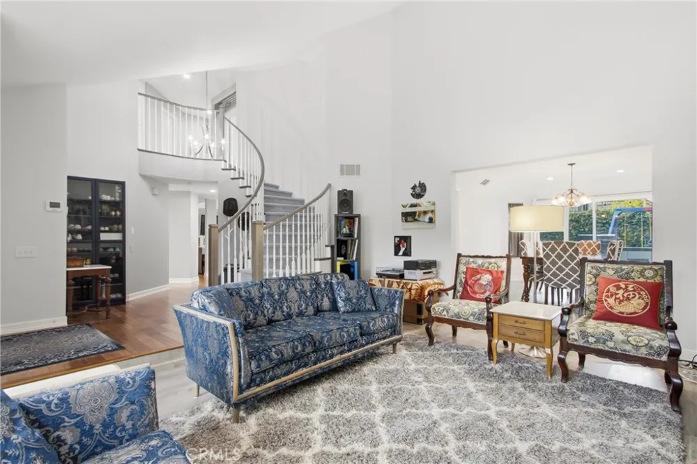 11530 Moonridge Whittier, CA 90601