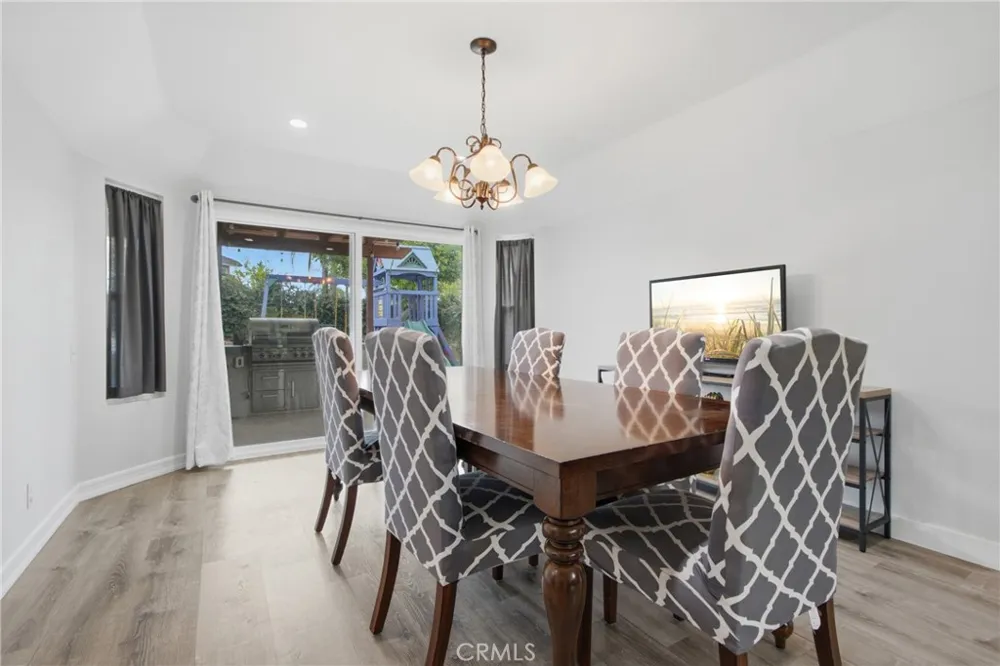 11530 Moonridge Whittier, CA 90601