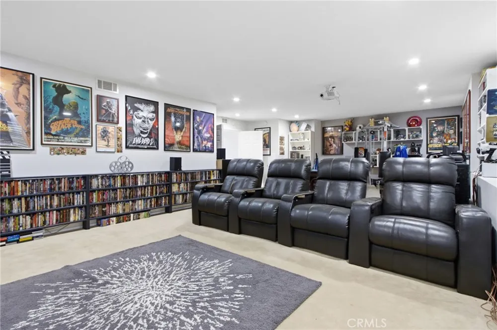 11530 Moonridge Whittier, CA 90601