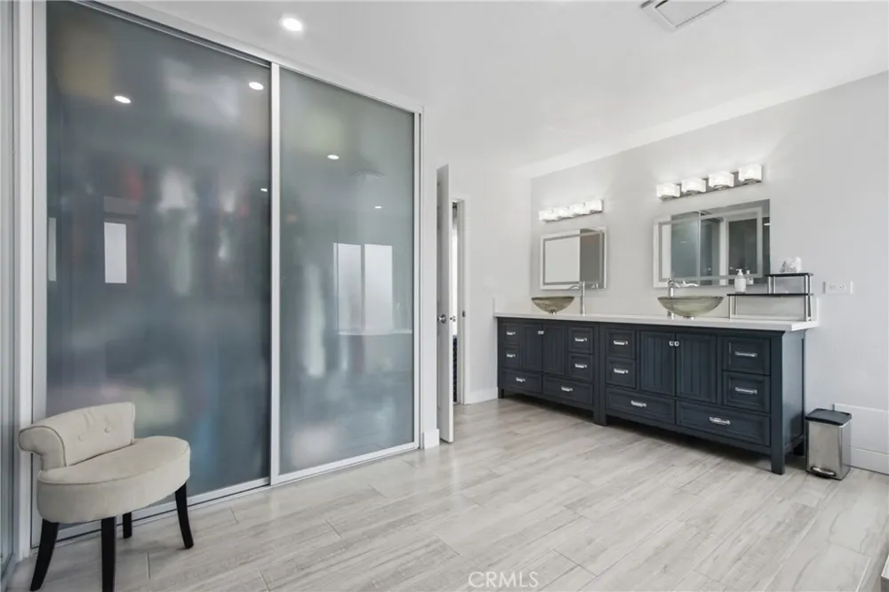 11530 Moonridge Whittier, CA 90601