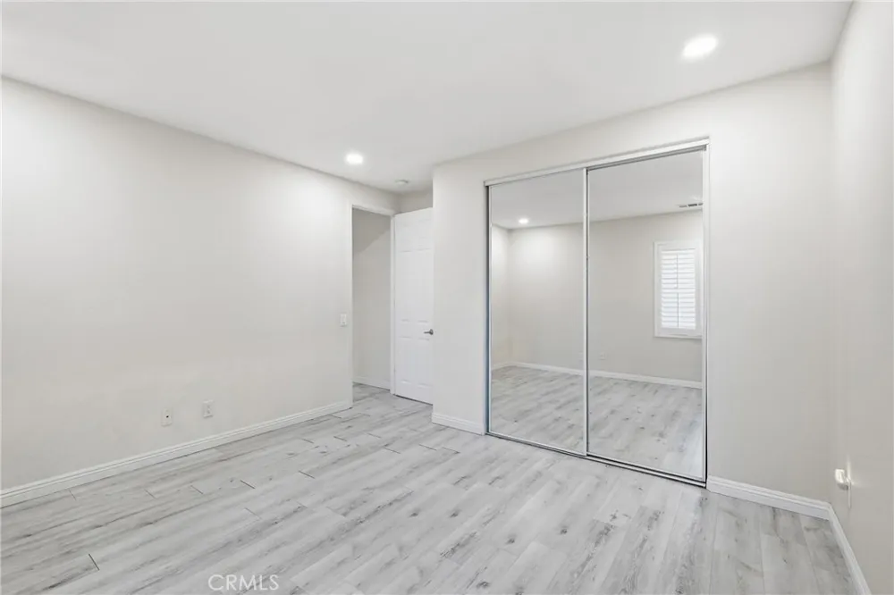 558 Calderone Corona, CA 92879