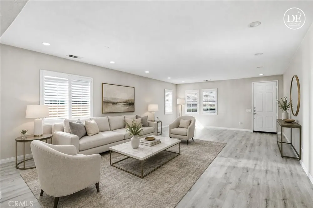 558 Calderone Corona, CA 92879