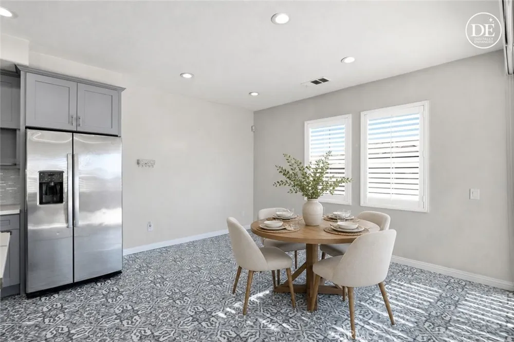 558 Calderone Corona, CA 92879