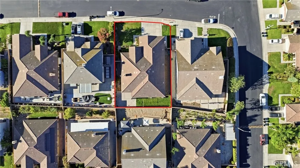 558 Calderone Corona, CA 92879