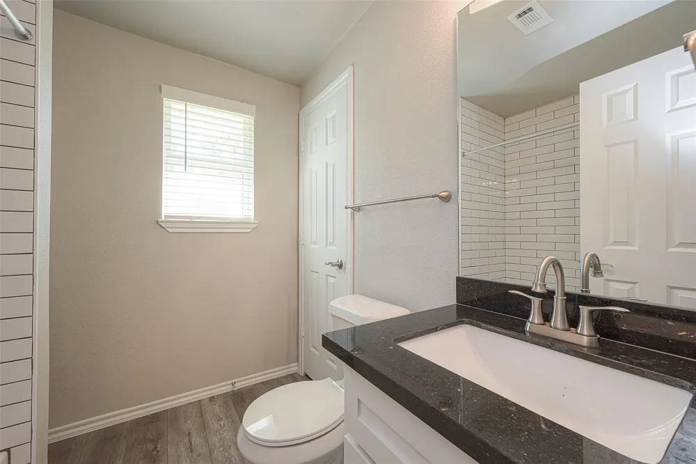 1549 Garden Road #107 Pearland, TX 77581