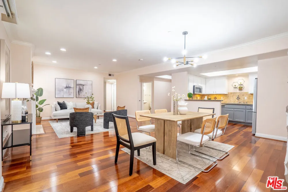 616 S Wilton Place #103 Los Angeles, CA 90005