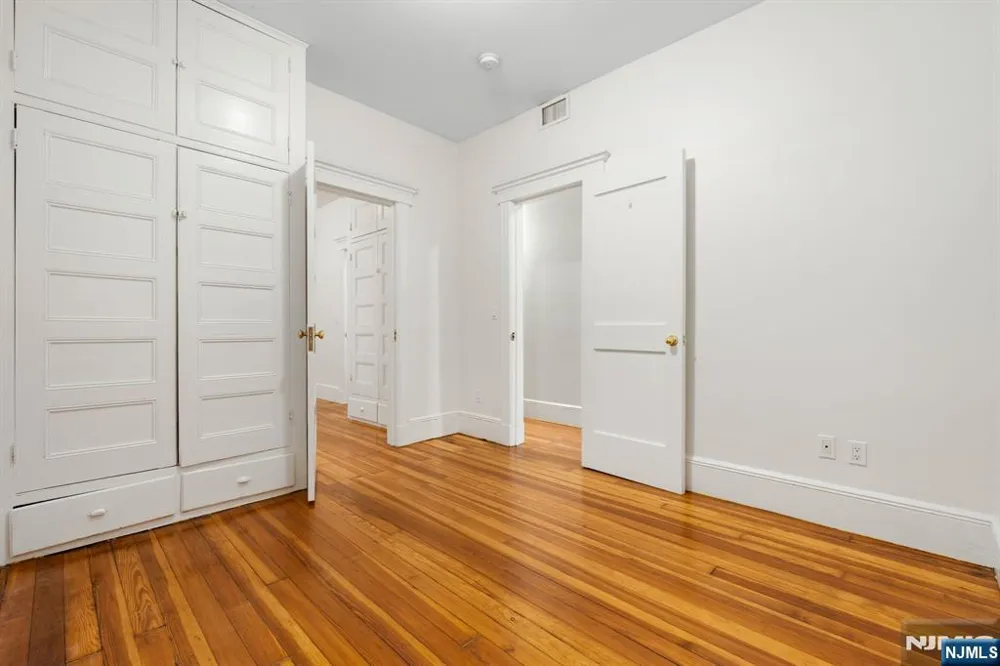 114 Shippen Street Weehawken, NJ 07086