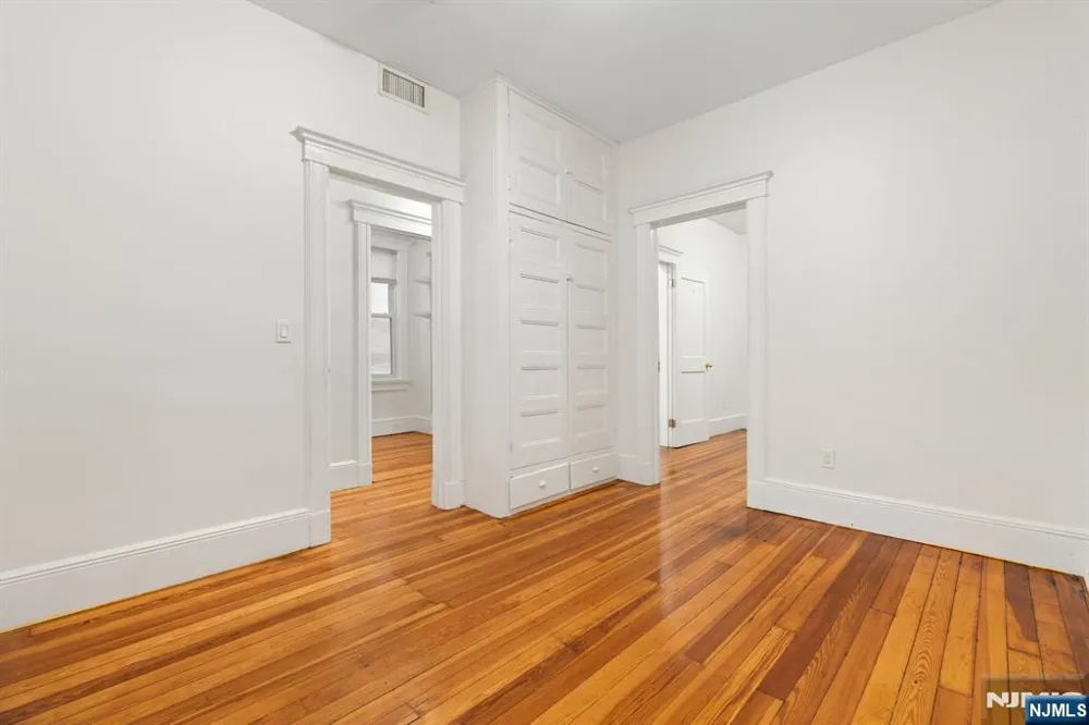 114 Shippen Street Weehawken, NJ 07086