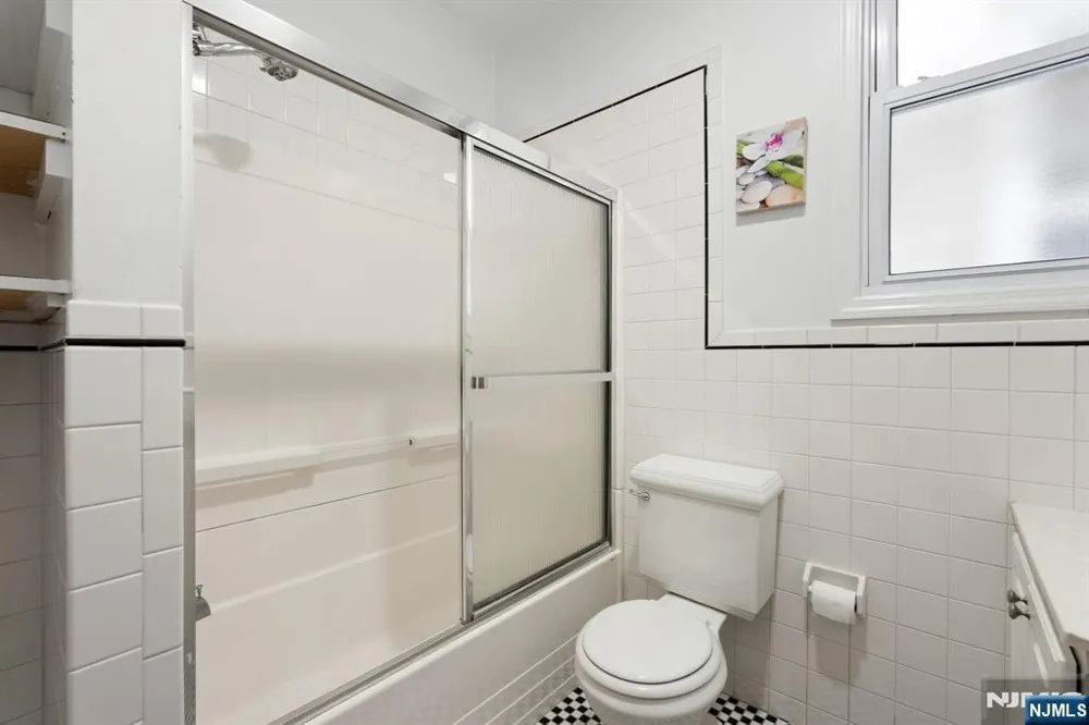 114 Shippen Street Weehawken, NJ 07086