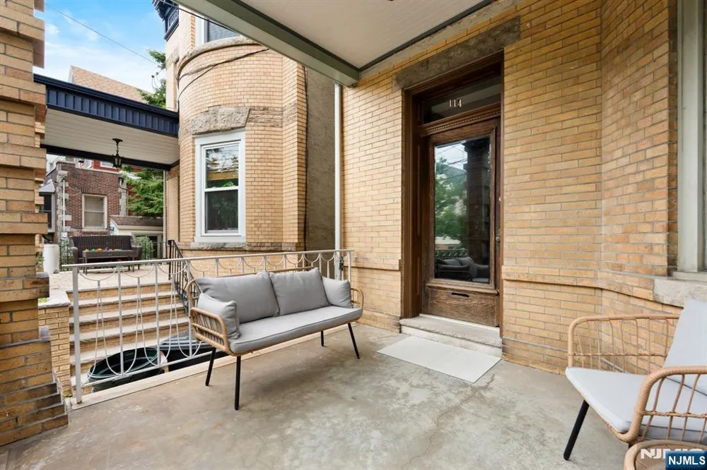 114 Shippen Street Weehawken, NJ 07086