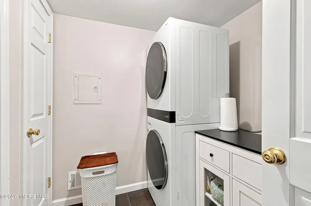 857 Westminster Drive Toms River, NJ 08753