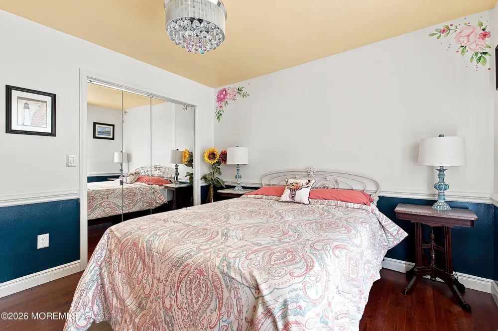 857 Westminster Drive Toms River, NJ 08753