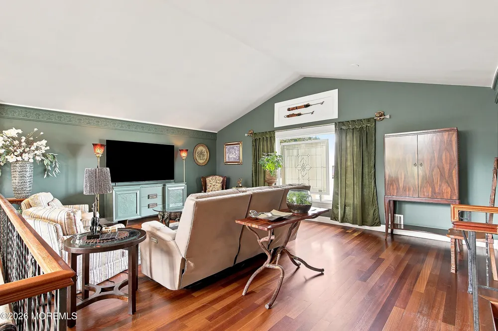 857 Westminster Drive Toms River, NJ 08753