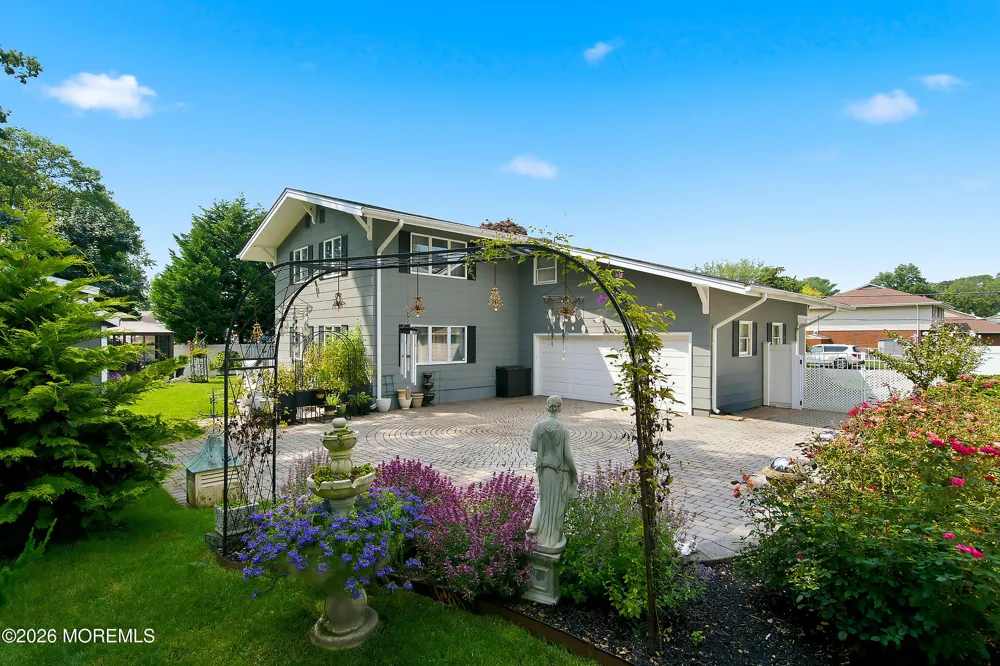 857 Westminster Drive Toms River, NJ 08753