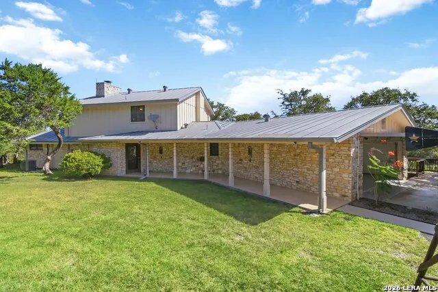 318 Remington Dr Bergheim, TX 78004