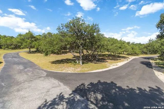 318 Remington Dr Bergheim, TX 78004