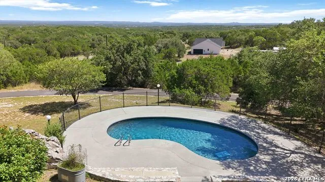 318 Remington Dr Bergheim, TX 78004