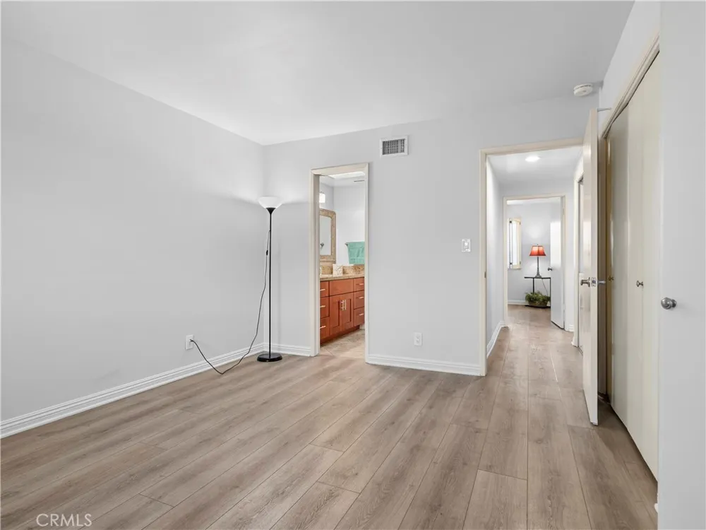 1159 E 1st Tustin, CA 92780