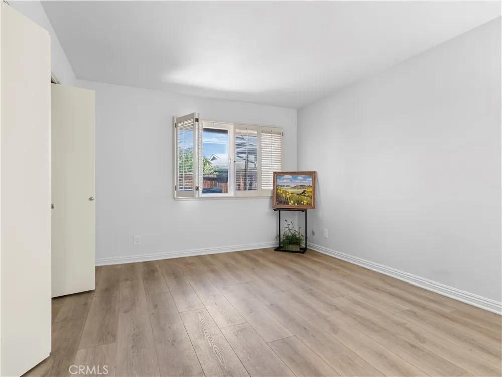 1159 E 1st Tustin, CA 92780
