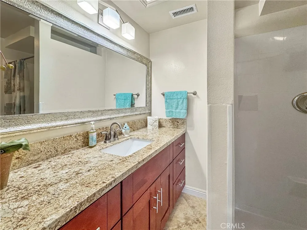 1159 E 1st Tustin, CA 92780