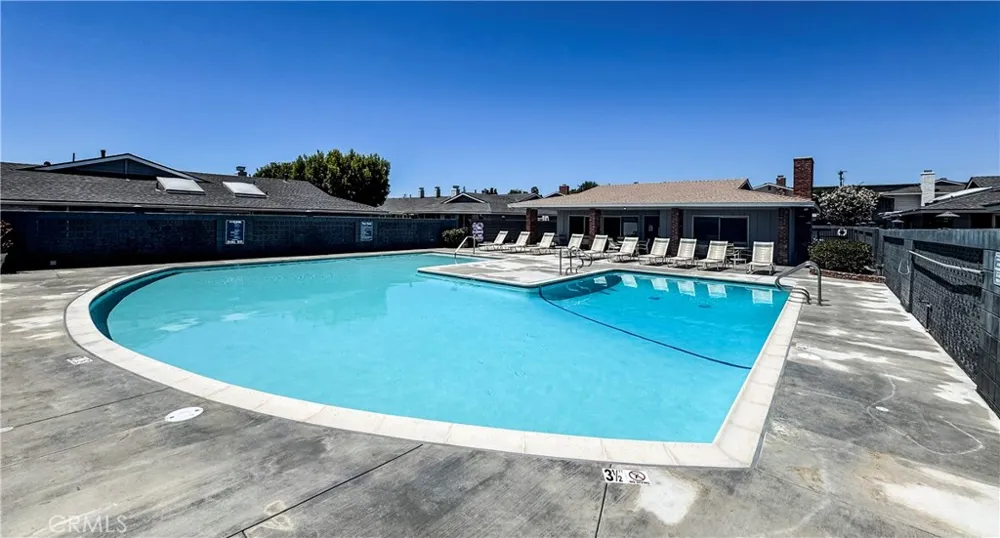 1159 E 1st Tustin, CA 92780