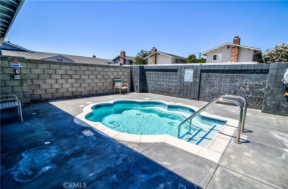 1159 E 1st Tustin, CA 92780