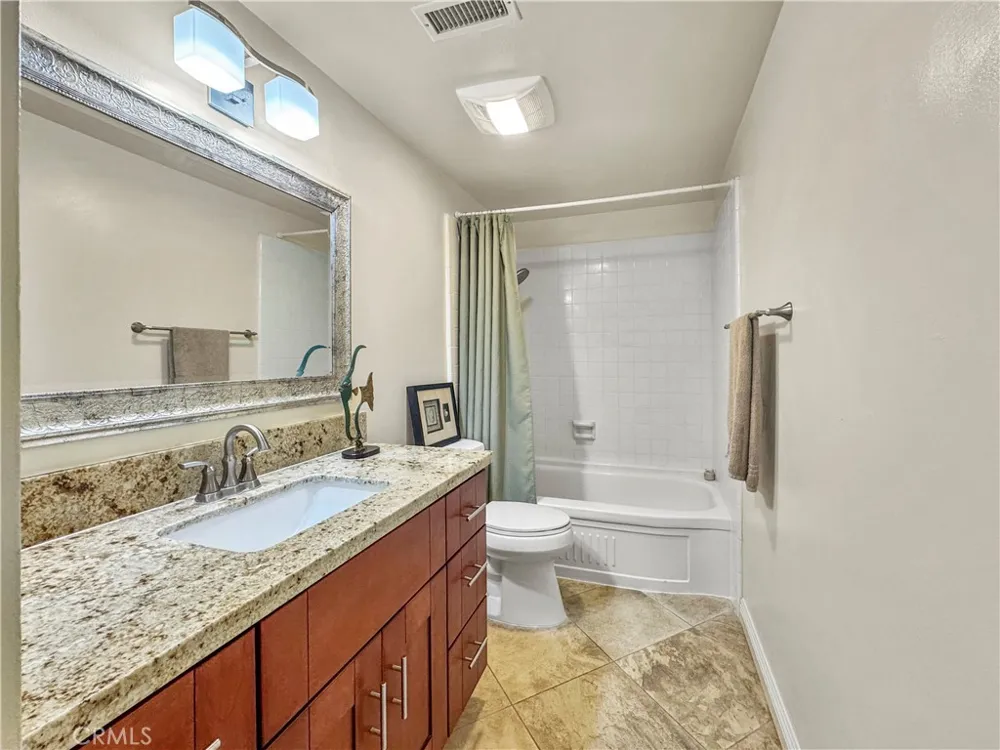 1159 E 1st Tustin, CA 92780