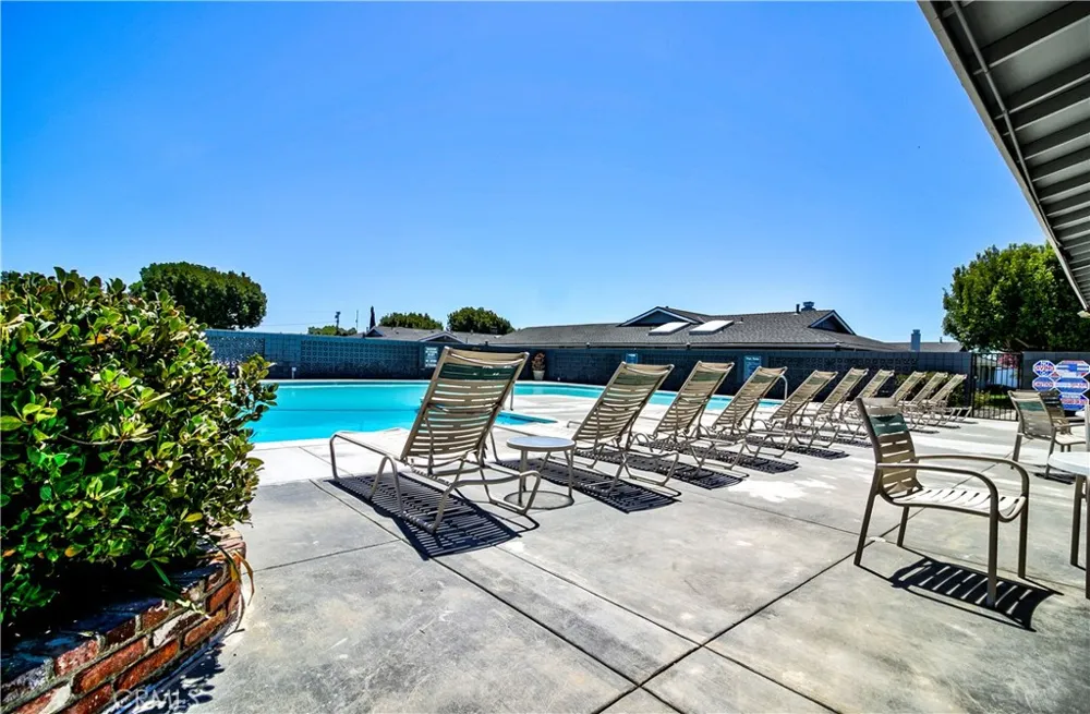 1159 E 1st Tustin, CA 92780