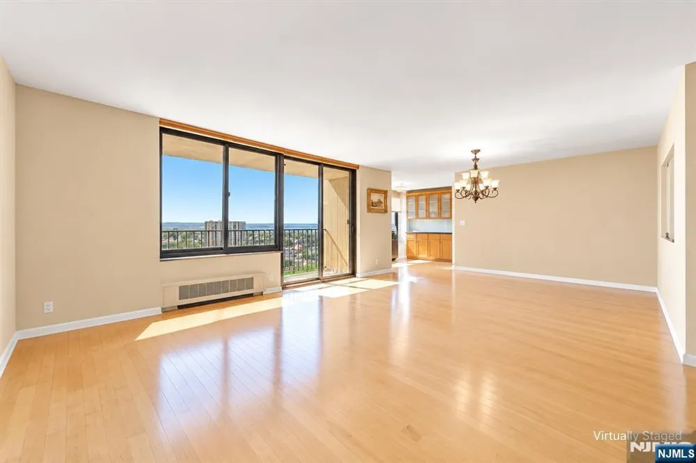 200 Winston Drive 2002 Cliffside Park, NJ 07010