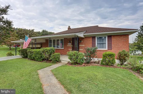 2239 BEVERLY DRIVE