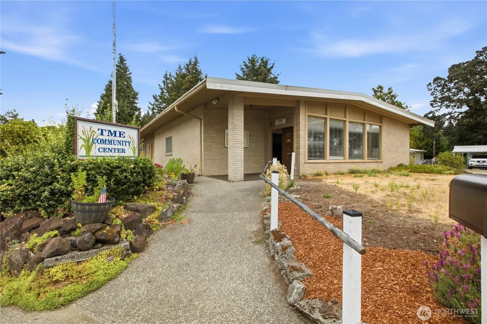 930 Trosper Road SW #SPC123 Tumwater, WA 98512