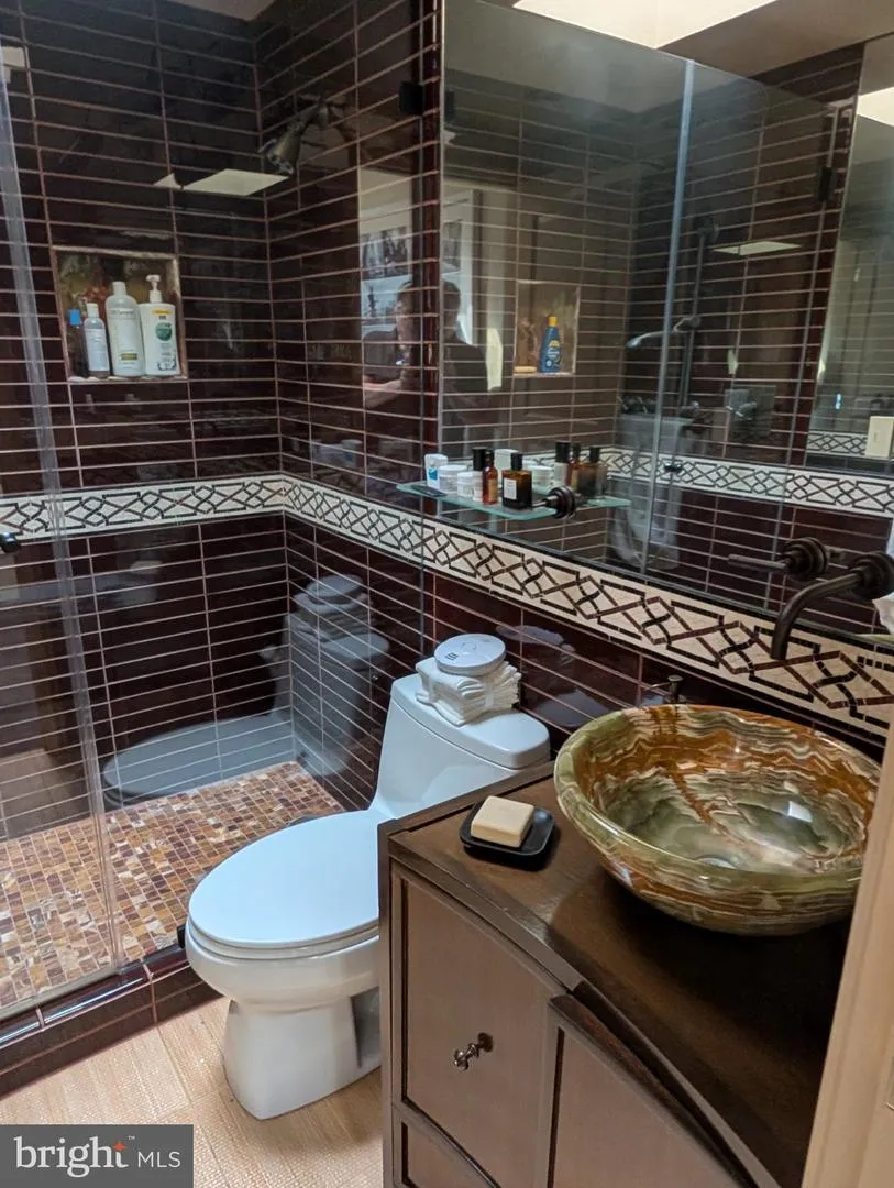 1080 WISCONSIN AVENUE NW #1017 Washington, DC 20007