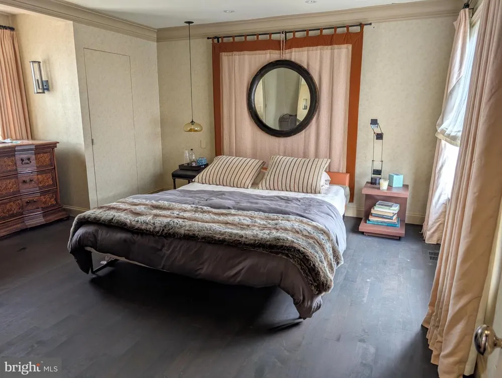 1080 WISCONSIN AVENUE NW #1017 Washington, DC 20007