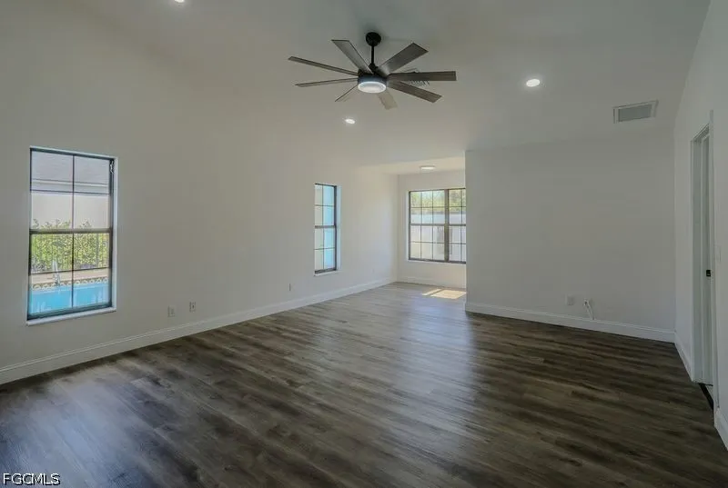 Carolina Avenue Fort Myers, FL 33905