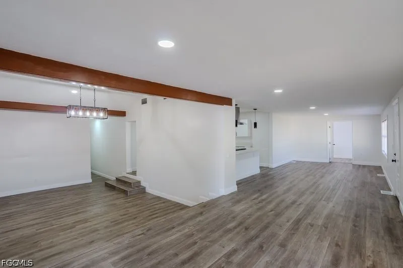 Carolina Avenue Fort Myers, FL 33905