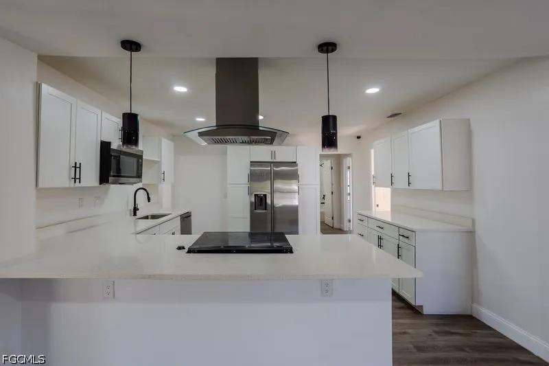 Carolina Avenue Fort Myers, FL 33905