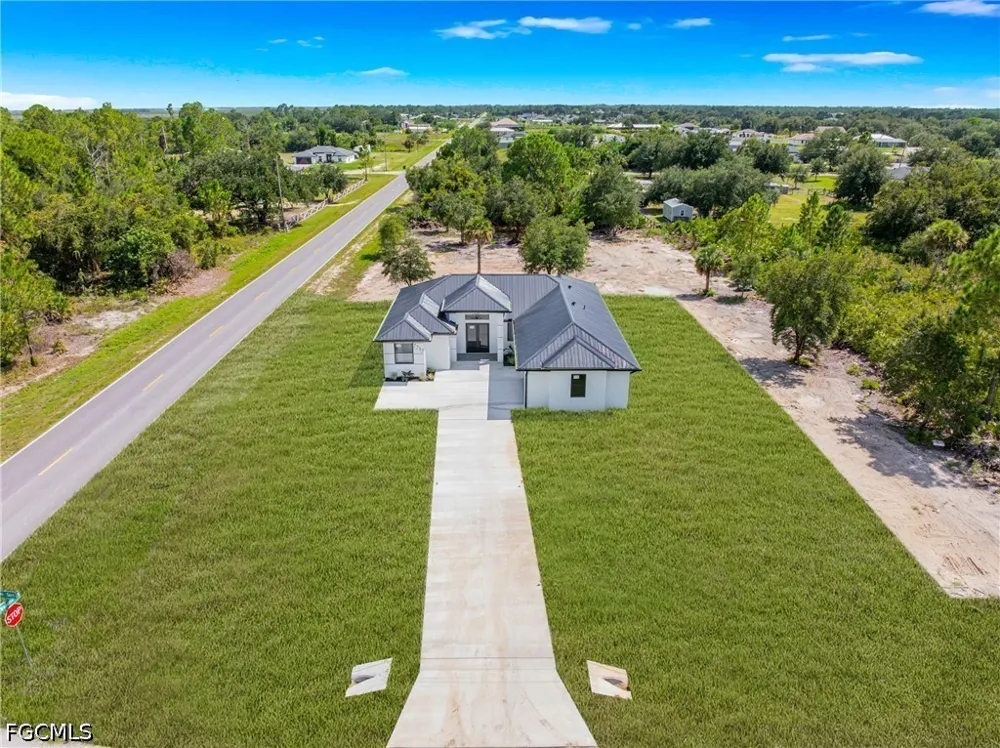 18th Terrace Labelle, FL 33935