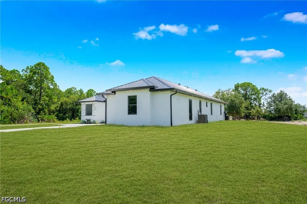 18th Terrace Labelle, FL 33935