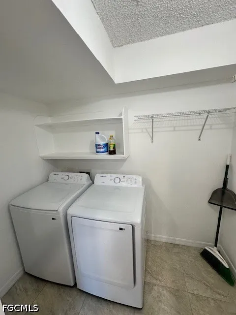 KENWOOD LANE #B Fort Myers, FL 33907