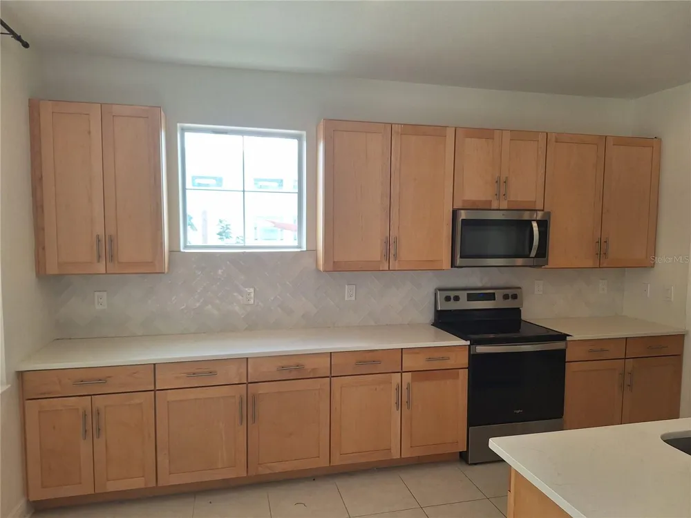 2525 3RD AVE #S St Petersburg, FL 33712