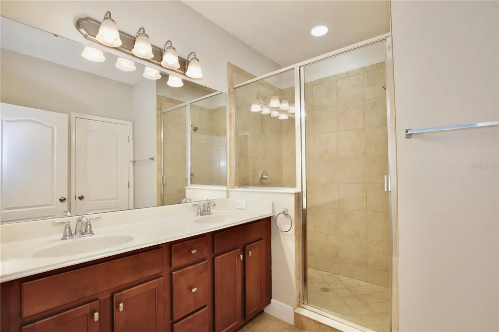 5332 FACTORS WALK DRIVE Sanford, FL 32771