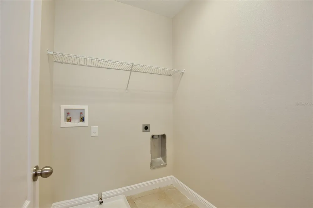 5332 FACTORS WALK DRIVE Sanford, FL 32771