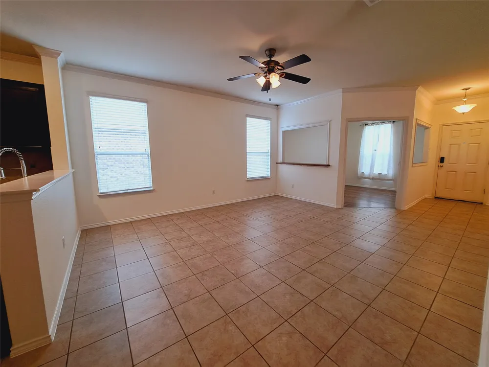 541 Moonwalker Trail Buda, TX 78610