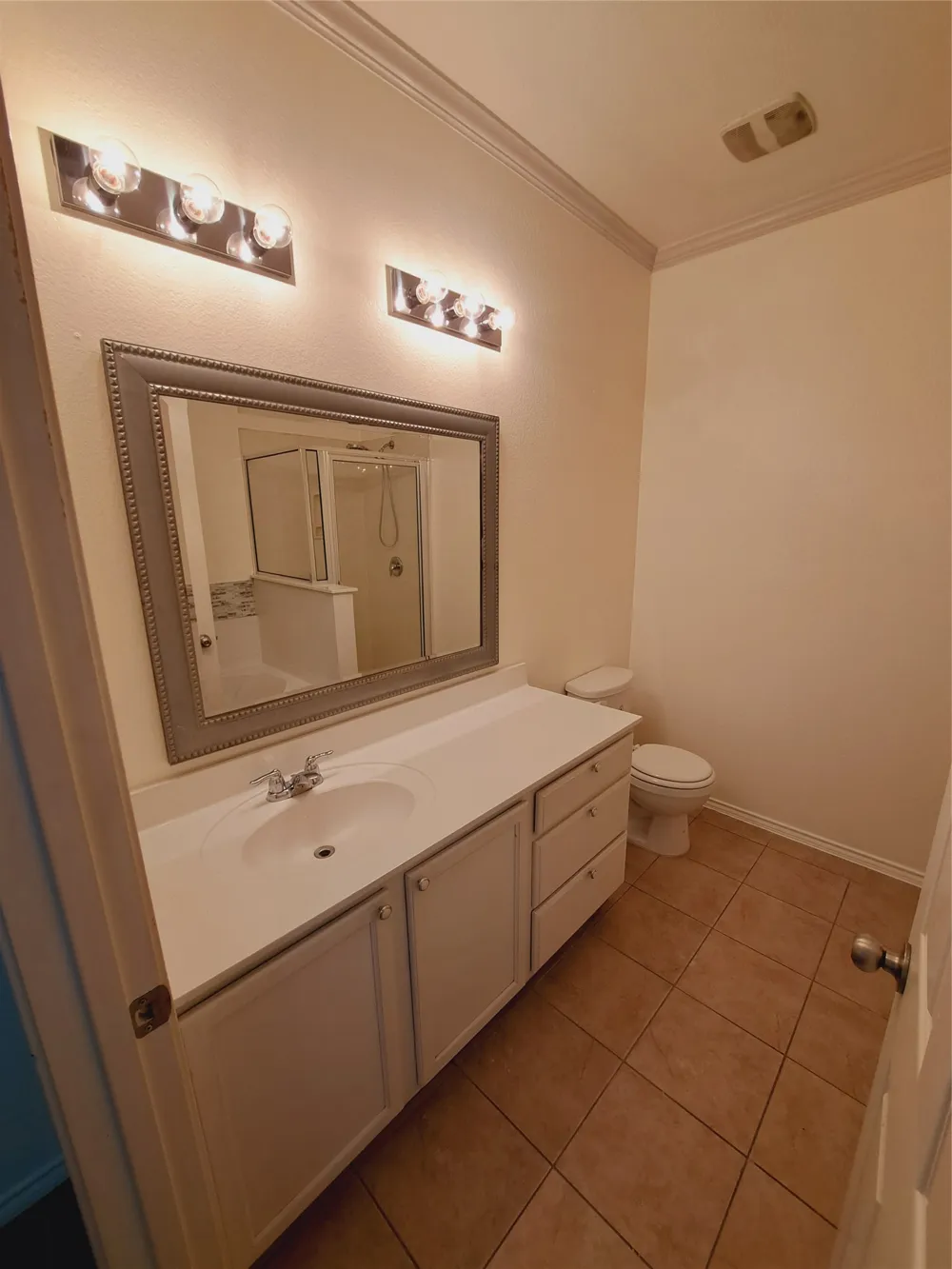 541 Moonwalker Trail Buda, TX 78610