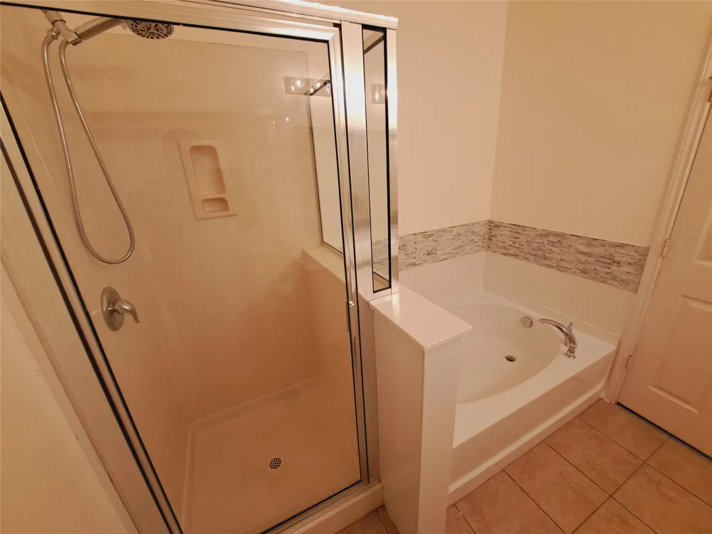 541 Moonwalker Trail Buda, TX 78610