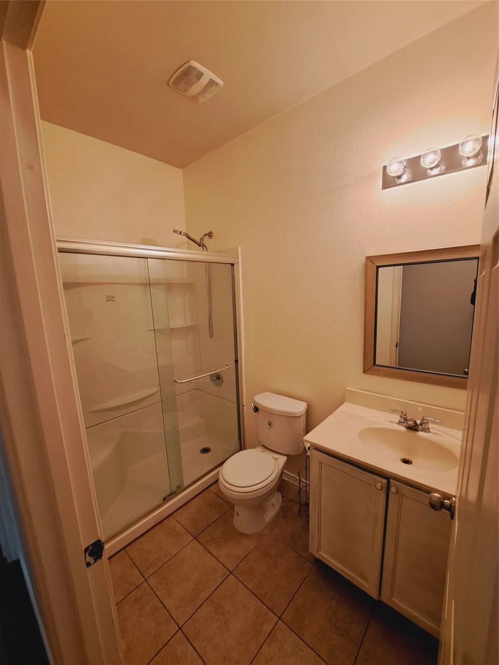 541 Moonwalker Trail Buda, TX 78610