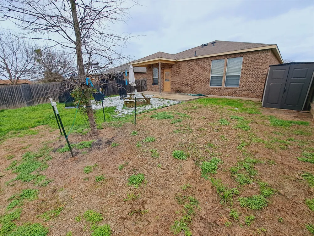 541 Moonwalker Trail Buda, TX 78610