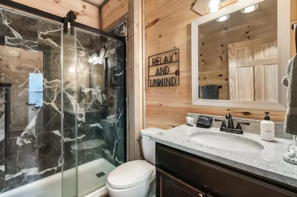 1654 Veterans Blvd #32 Sevierville, TN 37862